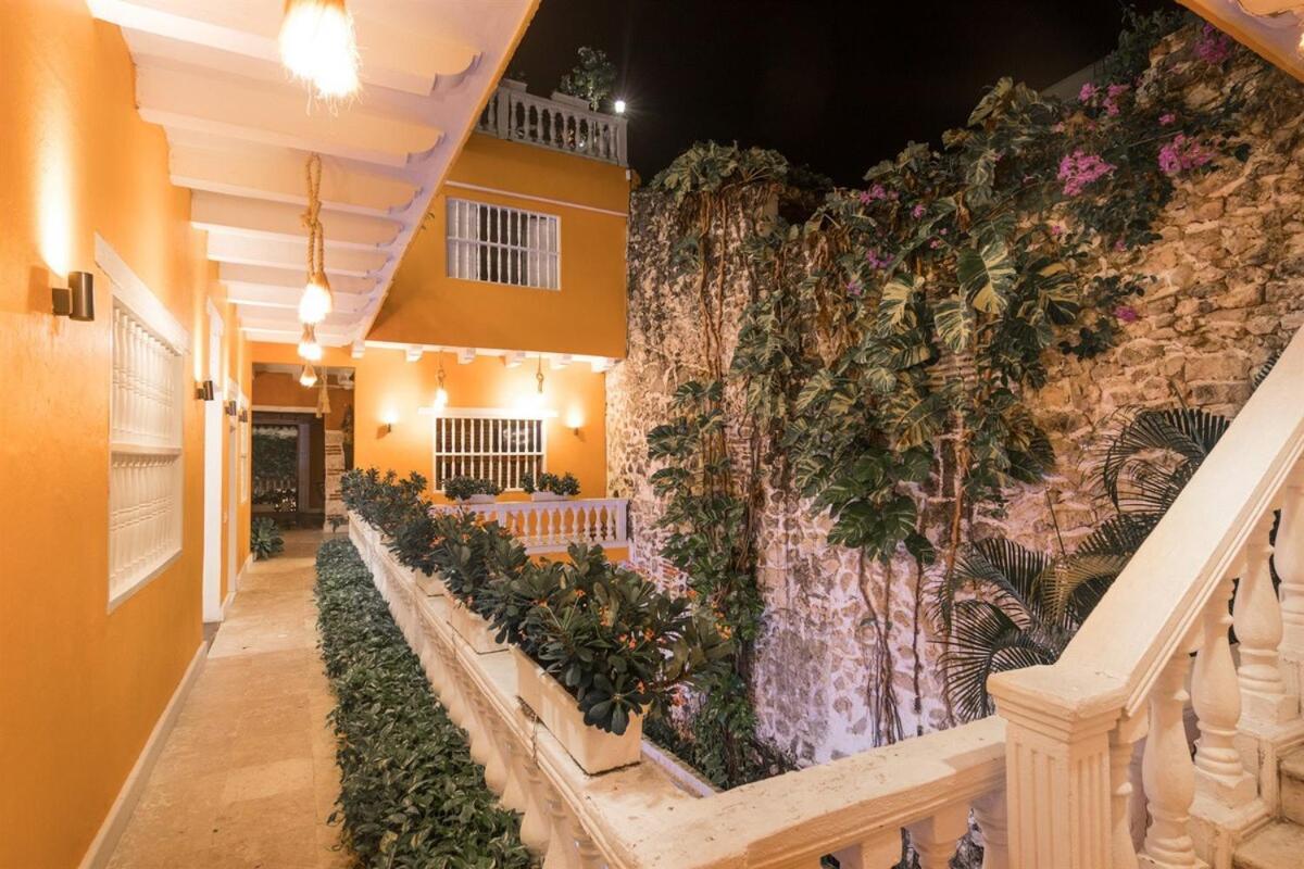 15 Bedroom Old Mansion *
